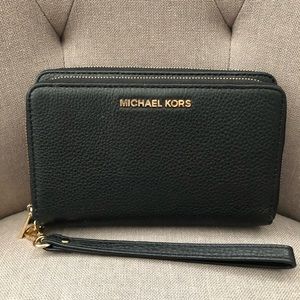 Michael Kors Adele Wallet